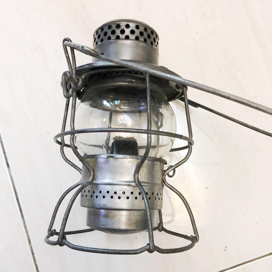 老件｜50年代吊掛中型油燈 鐵道燈 I (清原玻) - Polee Store